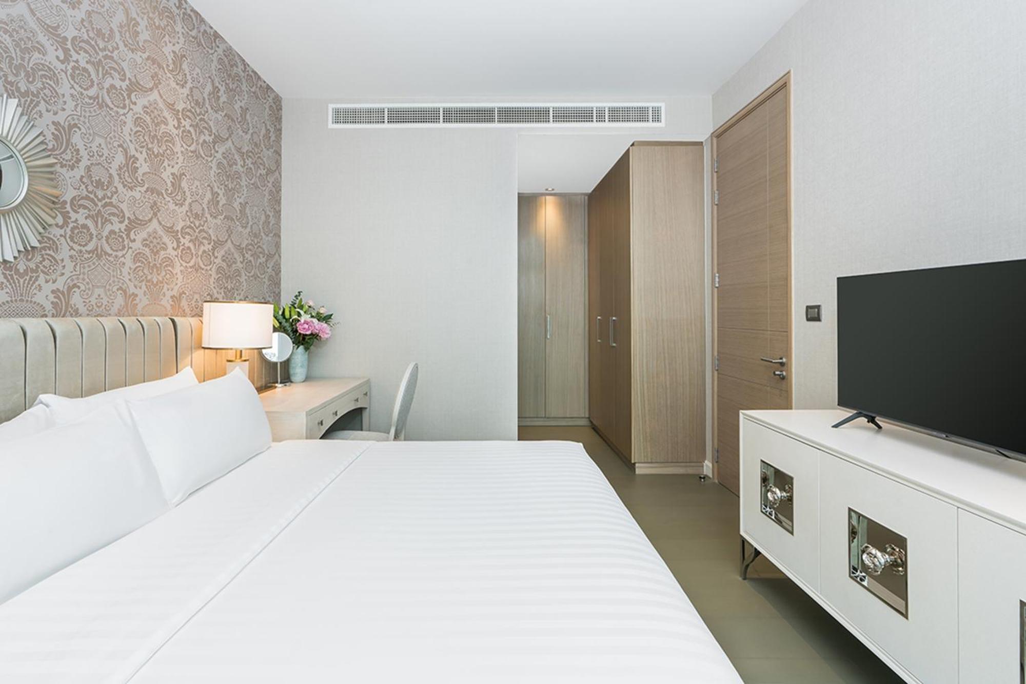 Magnolias Ratchadamri Boulevard Serviced Residences Банкок Стая снимка