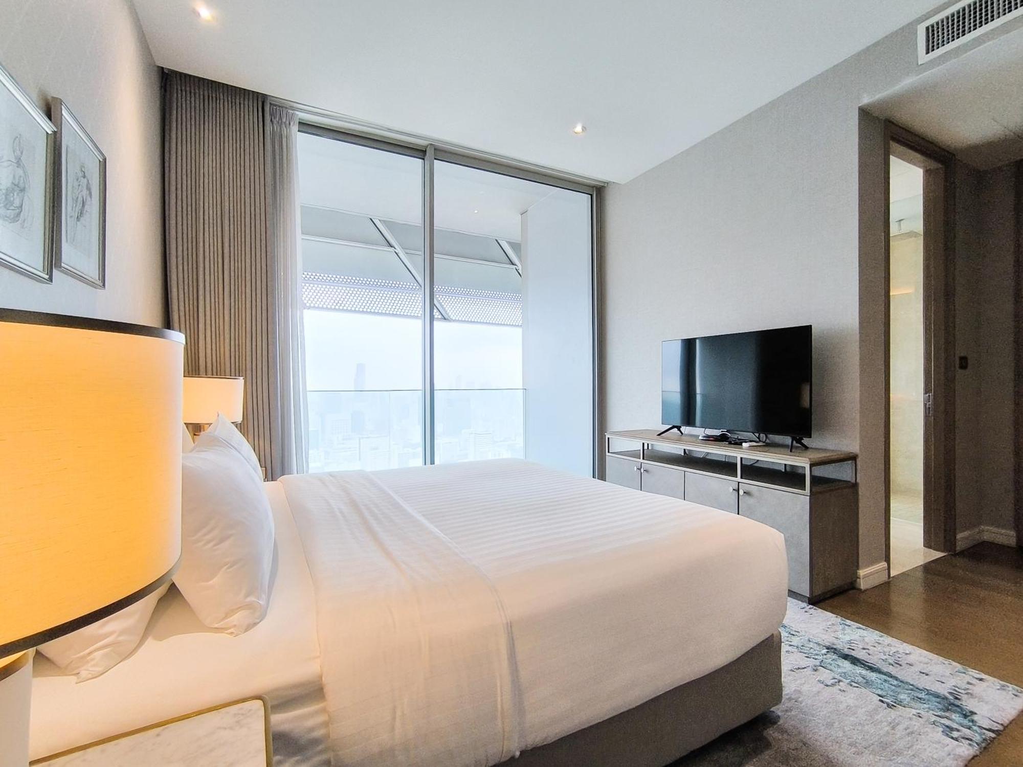 Magnolias Ratchadamri Boulevard Serviced Residences Банкок Стая снимка